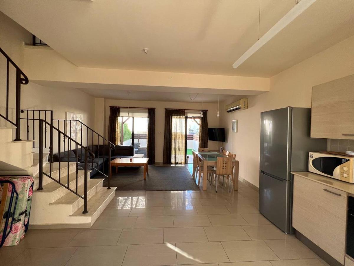 Kapparis Town House Paralimni Exterior foto