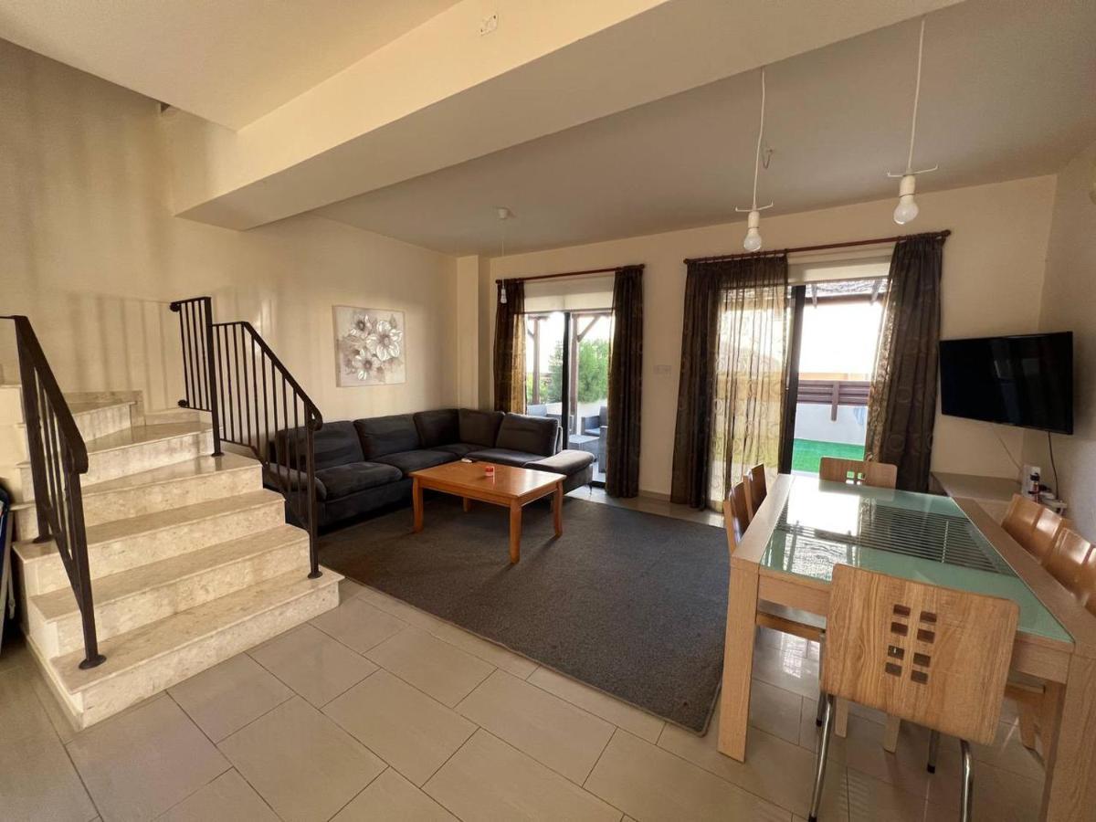 Kapparis Town House Paralimni Exterior foto