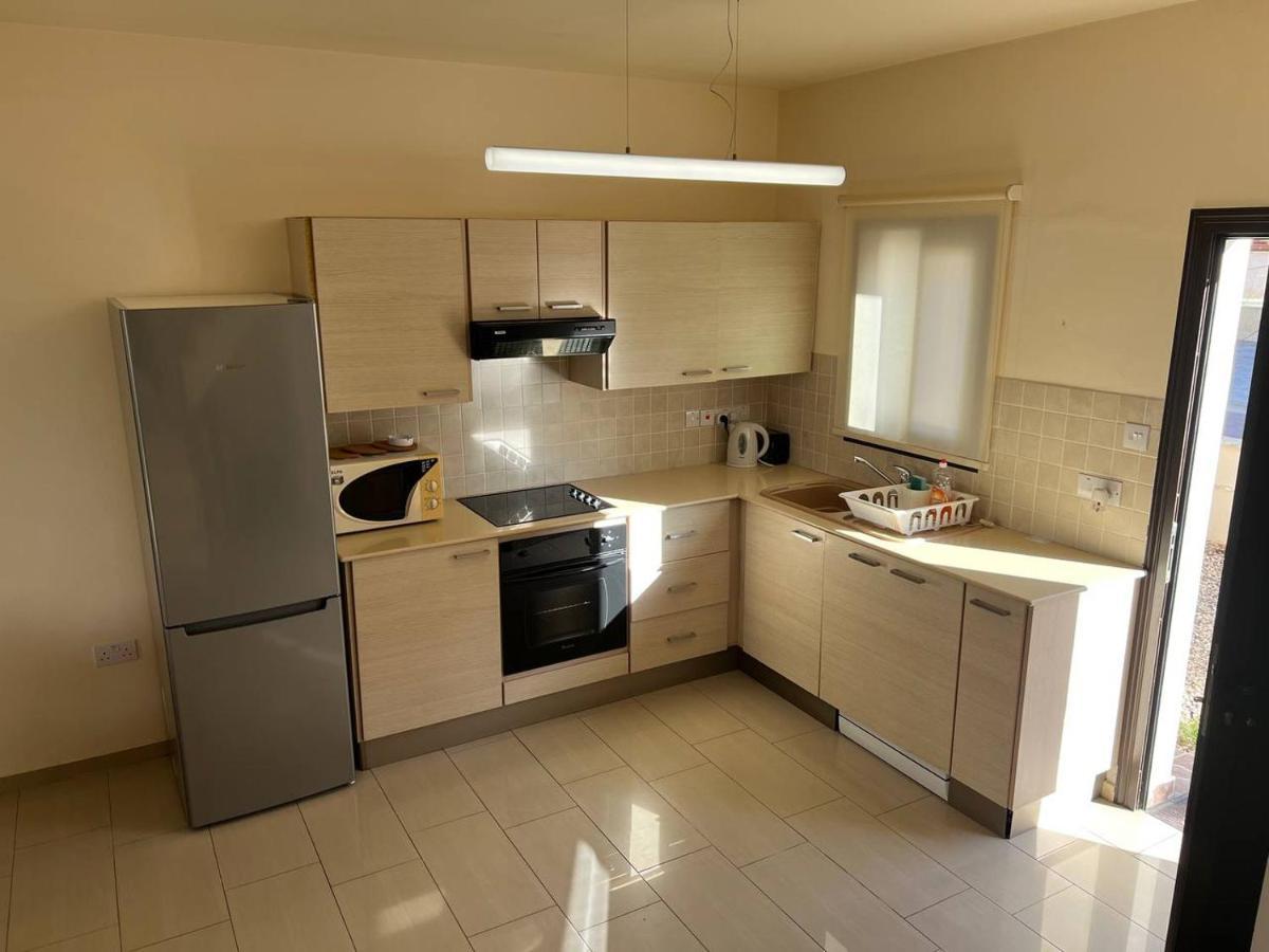 Kapparis Town House Paralimni Exterior foto